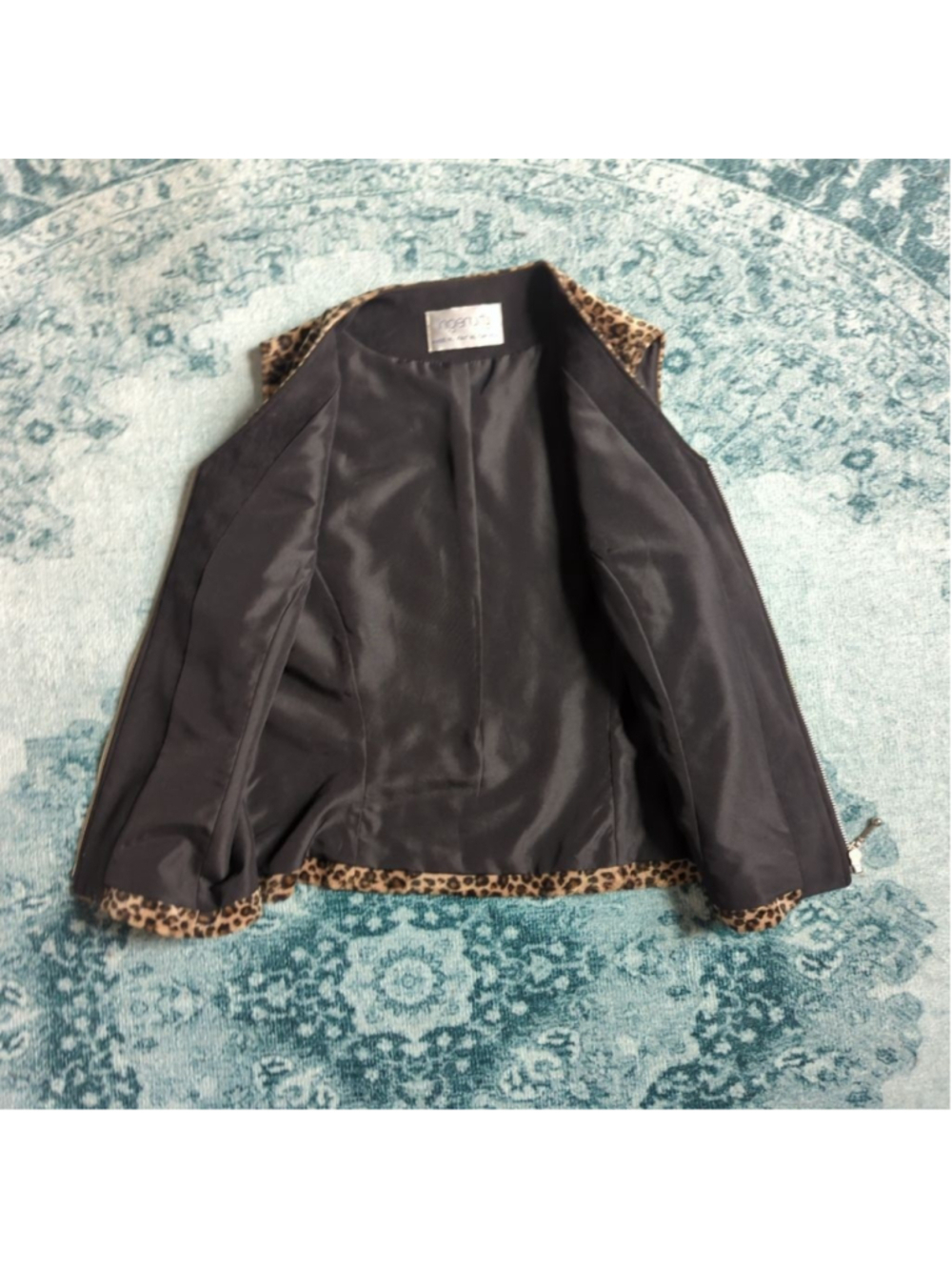 Vintage Ingenuity Leopard Print Sleeveless Zip Vest Made in Canada Size 14/ L - Picture 14 of 14